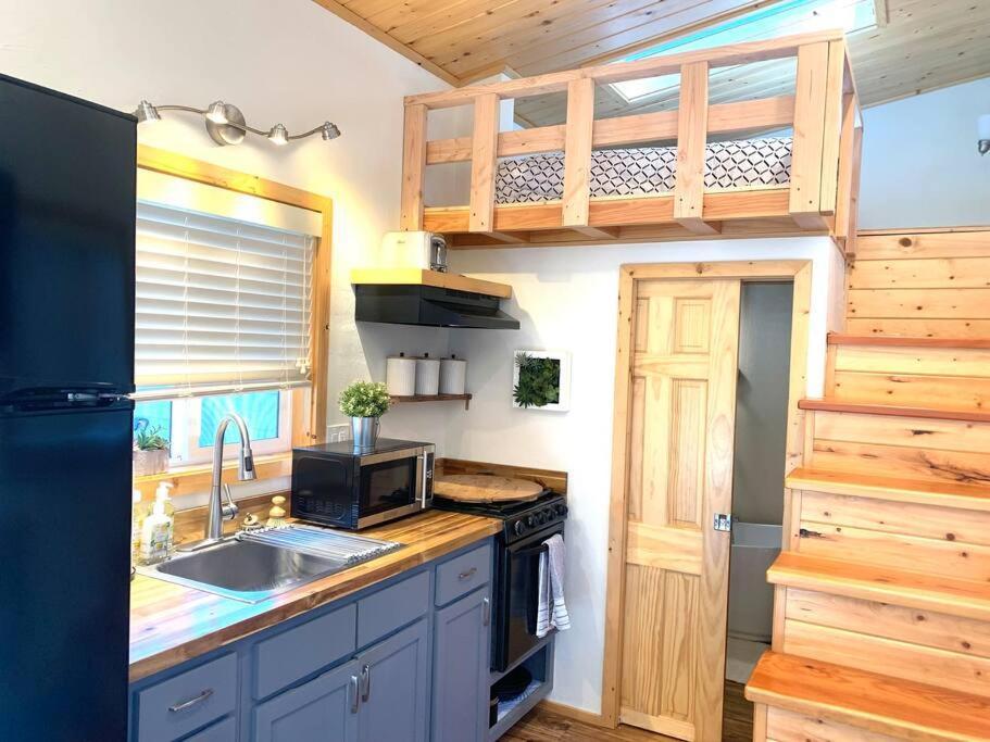 סן לואיס אוביספו Sunshine Tiny Home Near Downtown Slo מראה חיצוני תמונה